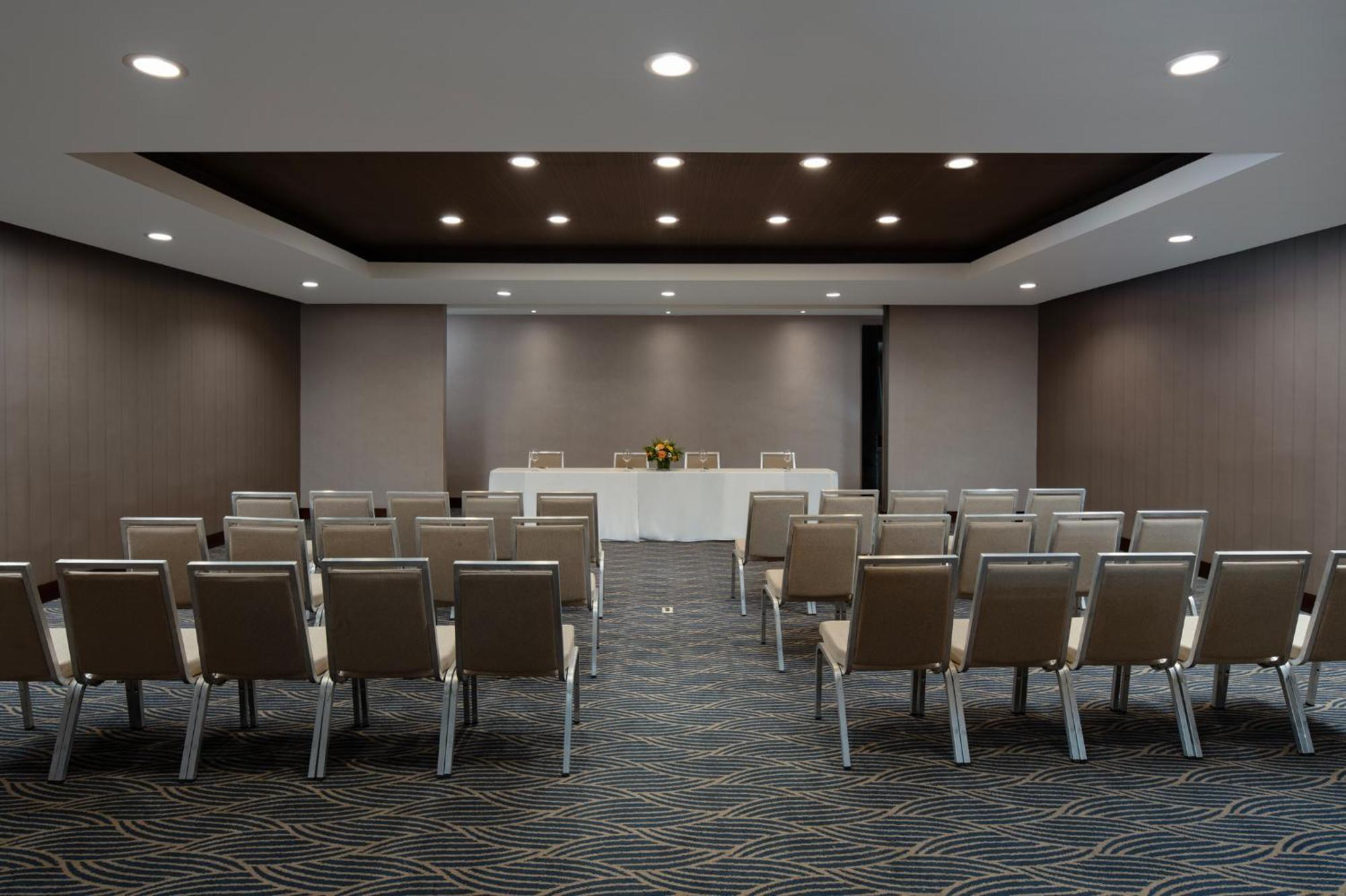Embassy Suites By Hilton Santo Domingo Luaran gambar