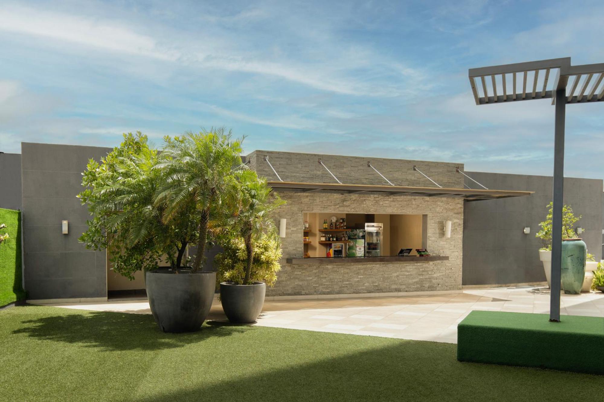 Embassy Suites By Hilton Santo Domingo Luaran gambar